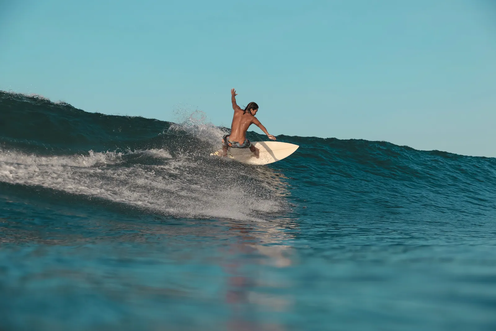Where to Live in Costa Rica if You Love Surfing