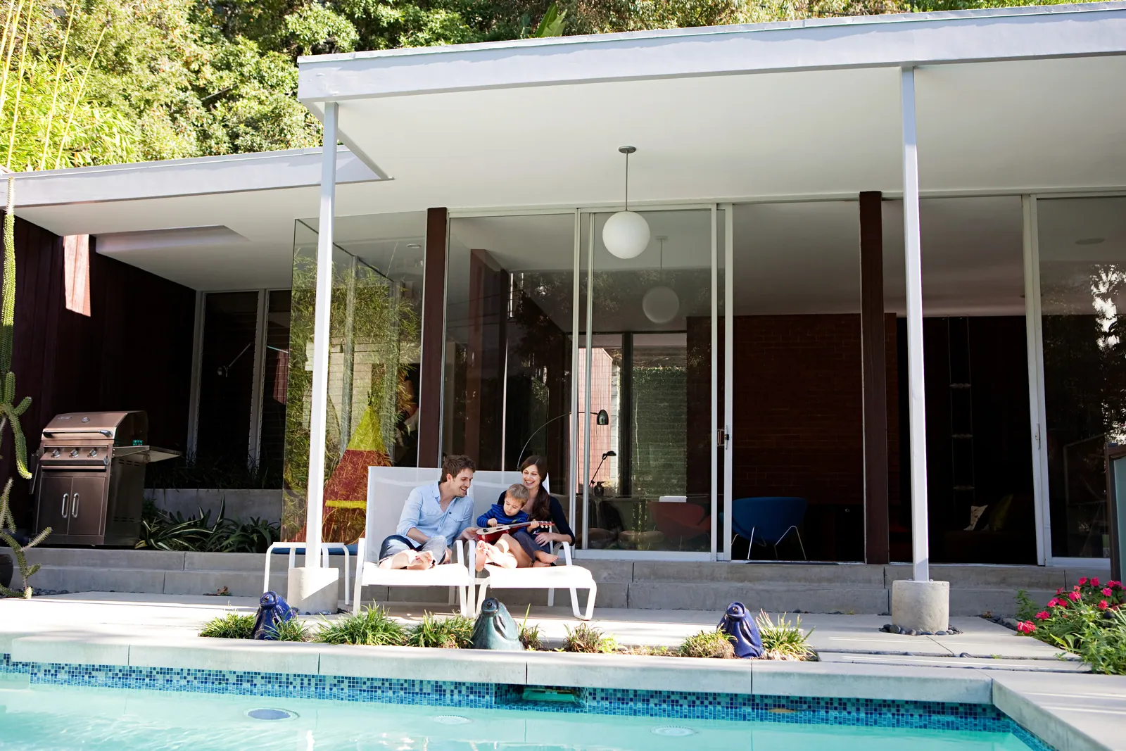 Where to Find Luxury Beachfront Homes in Costa Rica