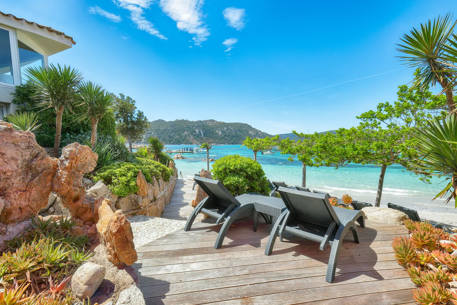 Why Vacation Home Rentals in Costa Rica Generate Passive Income