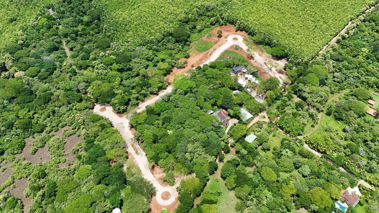 The Dirt Road That Protects the Lifestyle